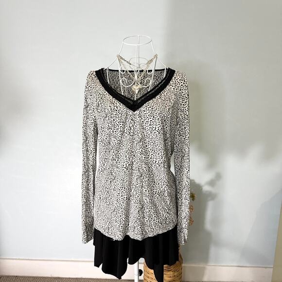 vintage y2k cheetah print lace lined v- neck tight layering long sleeve top - Picture 2 of 7